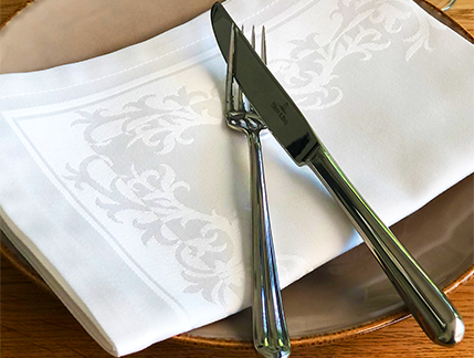 Damast-Servietten Konstanze weiß 50x50 Damast-Servietten Konstanze weiß 50x50