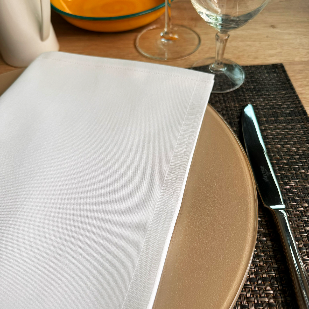 25 Stoffservietten, weiß, ohne Muster, 50x50 25 Stoffservietten, weiß, ohne Muster, 50x50