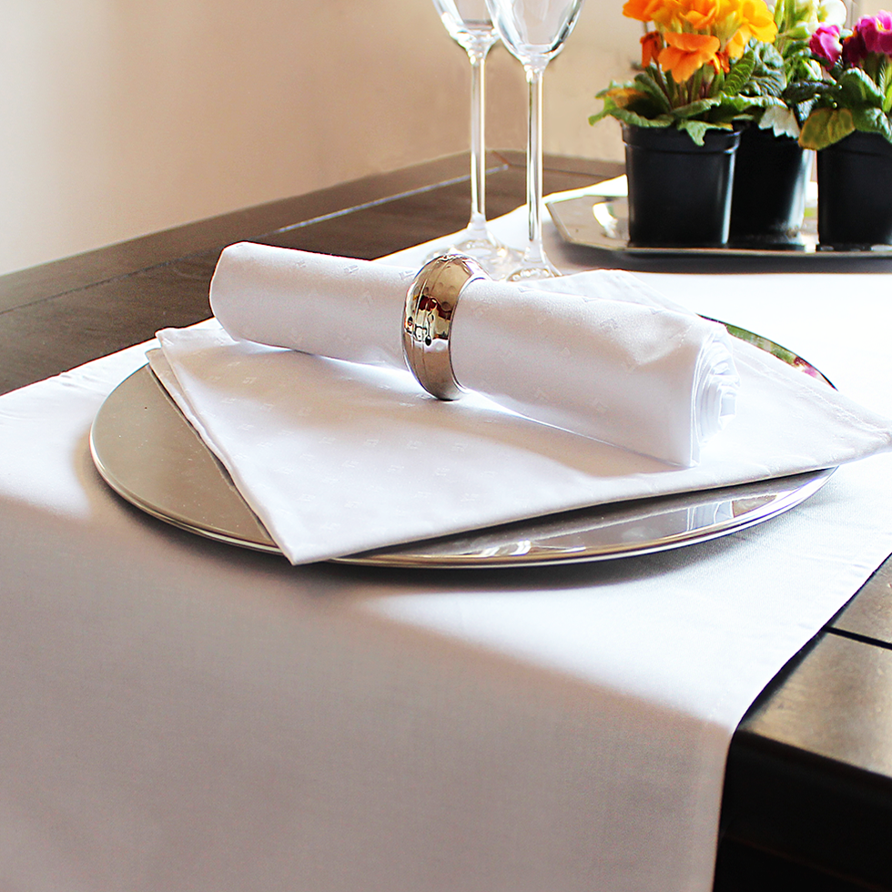 Tischläufer, weiß, mit Atlaskante, 40x130 Tischläufer, weiß, mit Atlaskante, 40x130